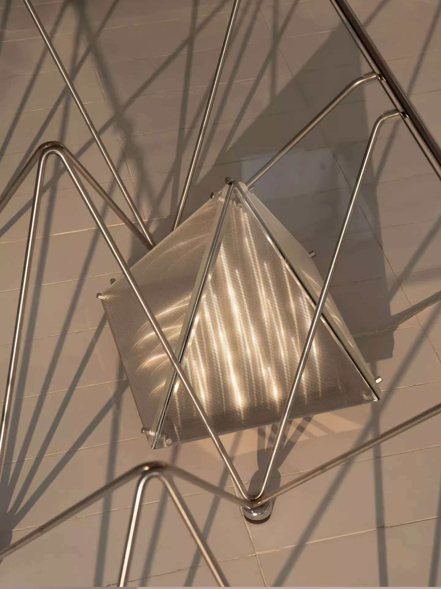 Glint Steel Lamp